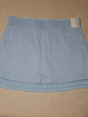 NWT Pebble Beach Pale Blue Women's Skort with Mesh Trim Size L